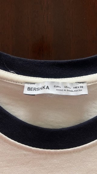 Camiseta Bershka Tailandia 15