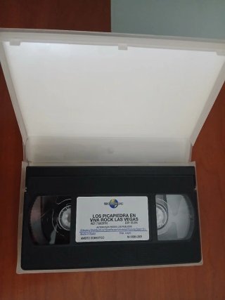 Cinta VHS Los Picapiedra en Viva Rock Vegas