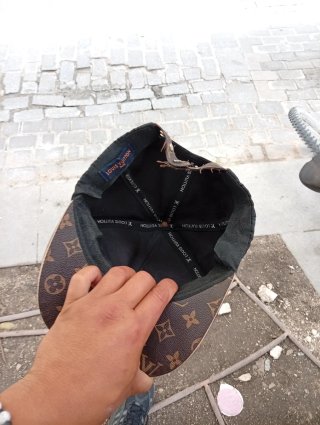 Gorra Louis Vuitton Monogram Negra y Marrón