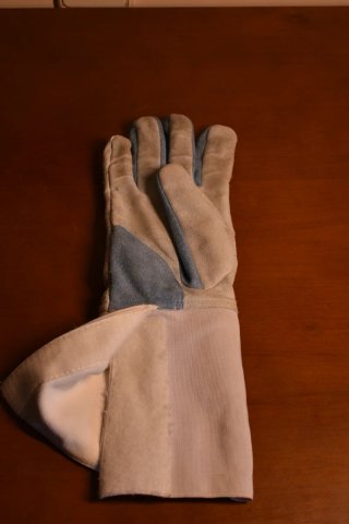 Guante de esgrima PBT