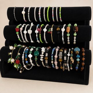 Pulseras hechas a mano con piedras naturales