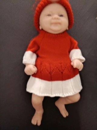 Muñeca silicona suave pintada