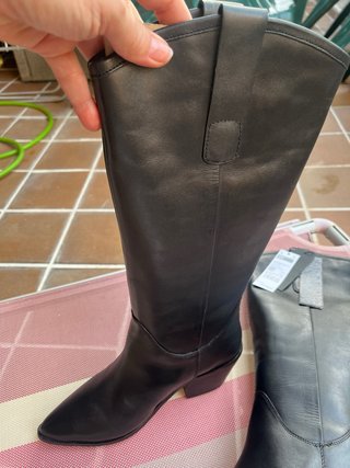 Botas de cuero negras