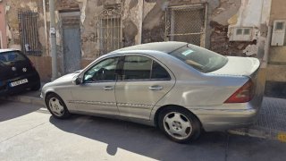 Mercedes-Benz Clase C 2006
