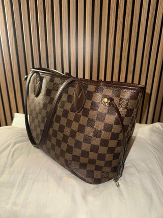 Louis Vuitton Neverfull MM Damier Canvas