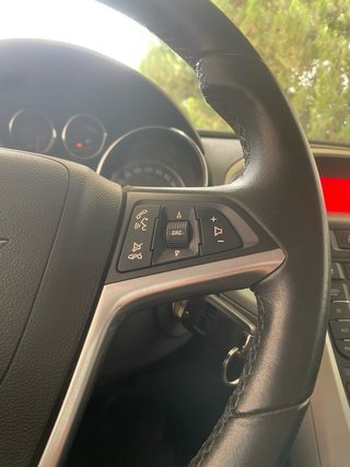 Opel Astra 2011
