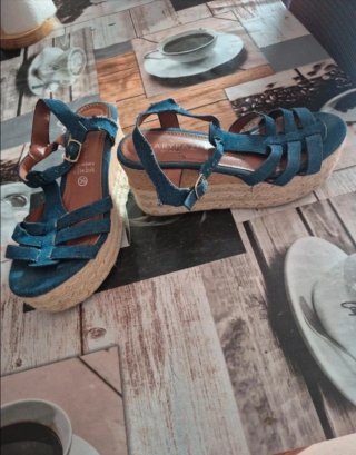 Sandalias tejana con plataforma Talla 36