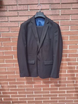 Traje Chaqueta T54 Pantalón T46 Negro