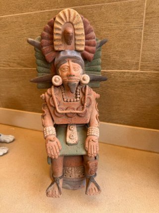 Figura Cerámica Estilo Azteca