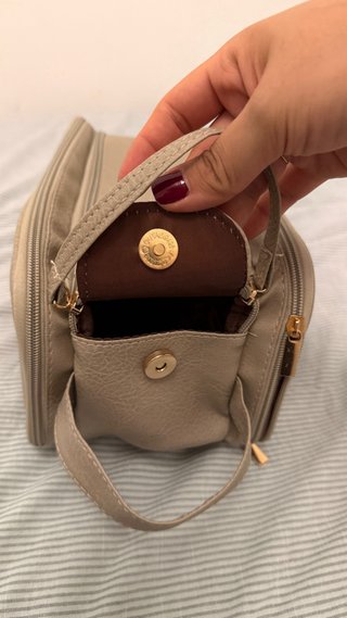 Estuche maquillaje beige