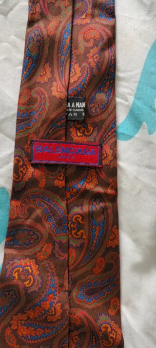 Corbatas Balenciaga