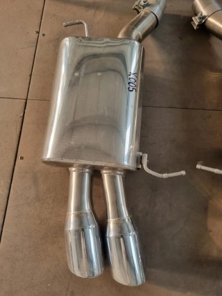 Escape Serie 6 E63 650i