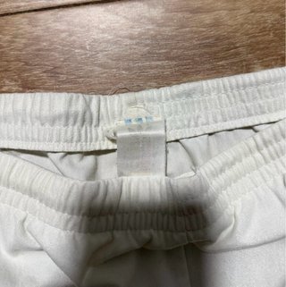Shorts Adidas Blancos con Rayas Azules Challenger