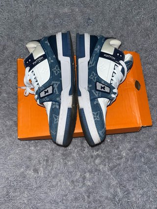 Zapatos Louis Vuitton Azules y Blancos