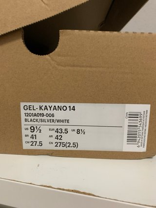 Zapatillas Asics Kayano 14 Negras y Plateadas