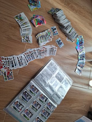 Cromos Liga Este 26/27 ¡Gran variedad!