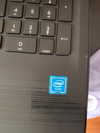 Portátil HP 500GB 4GB RAM Preto