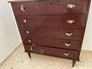 Cómoda vintage de madera