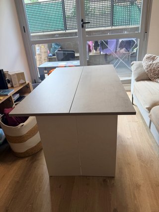 Mesa de cocina extensible gris y blanca