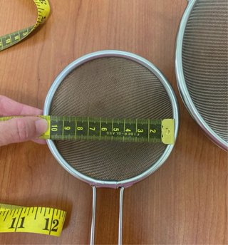 Juego Coladores y Bandeja Metálica