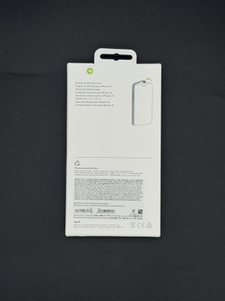 Cover iPhone 15 Silicone Nuova 12
