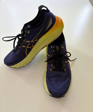 Zapatillas Asics GEL-KAYANO 31 Talla 46.5