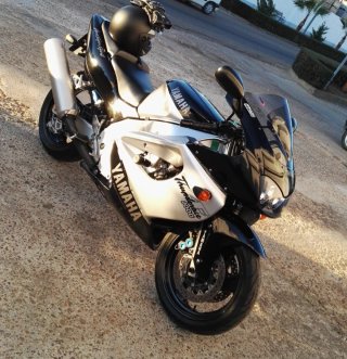 Yamaha YZF 1000 R Thunderace