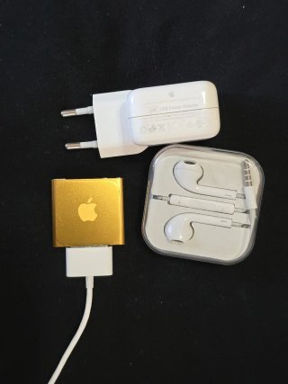 iPod Nano 8GB Dorado + Cargador ( LEER )