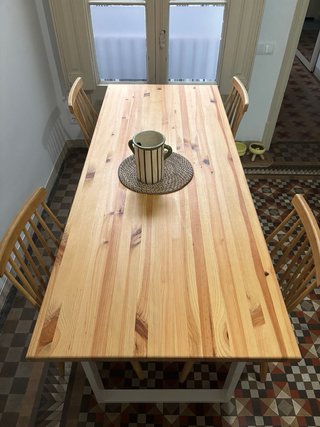 Mesa comedor madera y sillas a juego