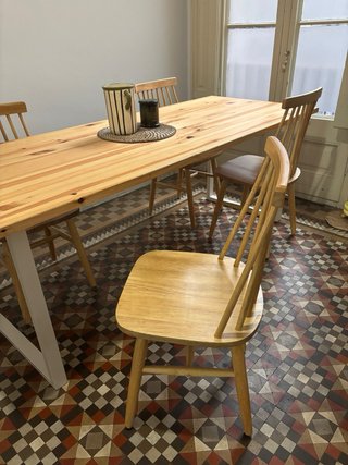 Mesa comedor madera y sillas a juego