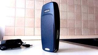 Nokia 3330 + Batteria NUOVA + Caricabatterie - BLU