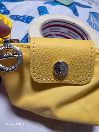 Mini neceser monedero Longchamp amarillo