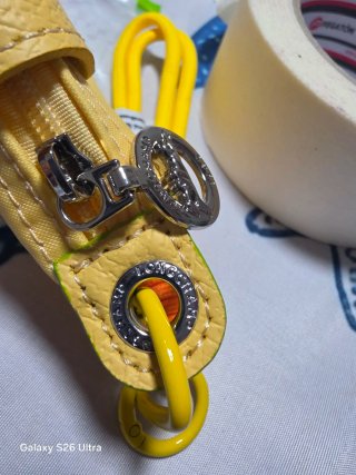 Mini neceser monedero Longchamp amarillo