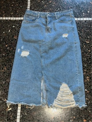 Gonna jeans L con spacchetto e strappi