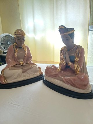 Figuras Marco Giner Sentado con Esfera