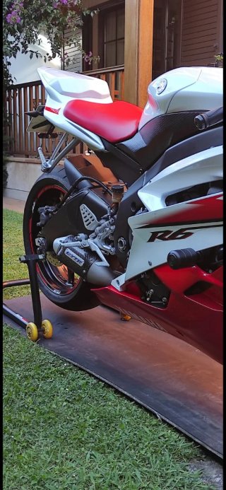 Silencioso GYTR Yamaha R6