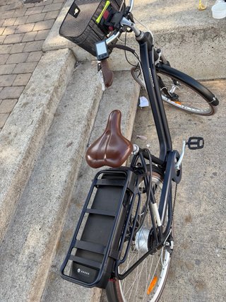 Bici Eléctrica B'Twin Negra