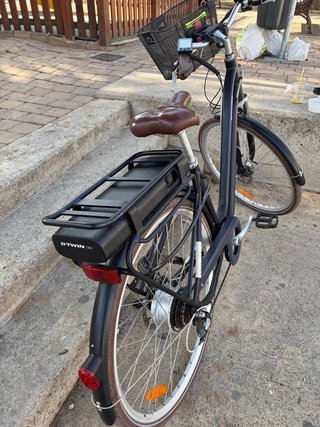 Bici Eléctrica B'Twin Negra