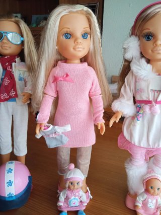 Muñecas Nancy con accesorios