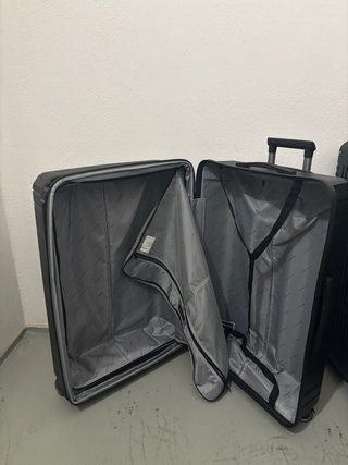 Maleta grande Swissbrand negra