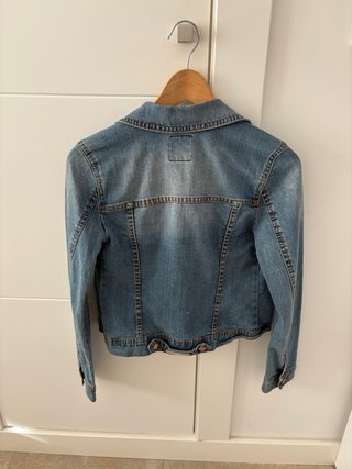 Cazadora vaquera Stradivarius Talla XS
