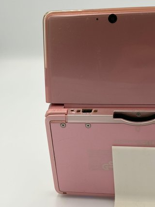 Nintendo 3DS Rosa + Cargador