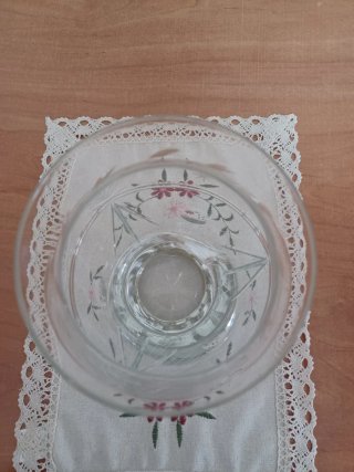 Jarrón de cristal con pie de plata