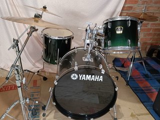 Batería Yamaha Completa