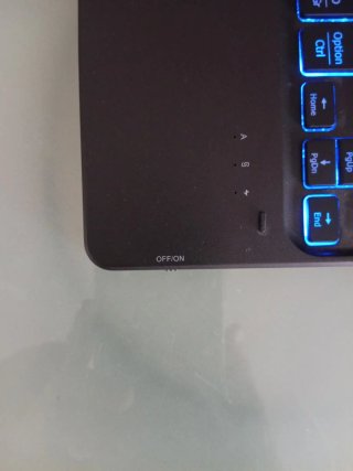 Teclado Bluetooth Retroiluminado Multicolor