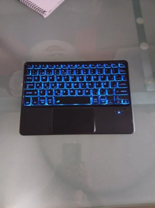 Teclado Bluetooth Retroiluminado Multicolor