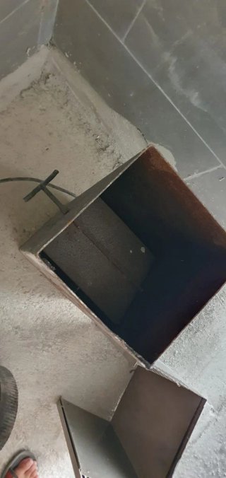 Chimenea Acero Negra con Cajón