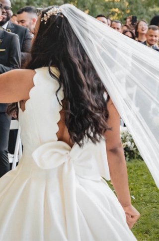 Vestido de Novia Rosa Clará Escote Ola.