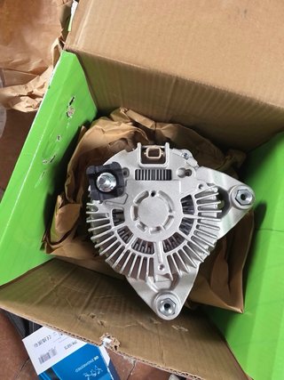 Alternador Nuevo 185A Renault trafic + corra nueva