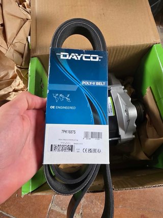 Alternador Nuevo 185A Renault trafic + corra nueva